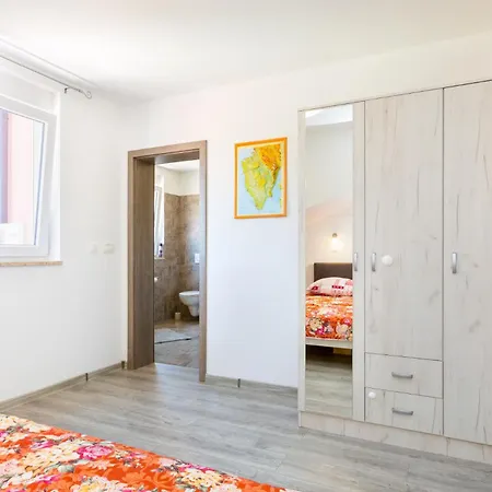 Apartment Irina - A7 Second Floor - Mpolo Medulin