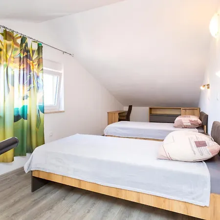 Apartment Irina - A7 Second Floor - Mpolo *